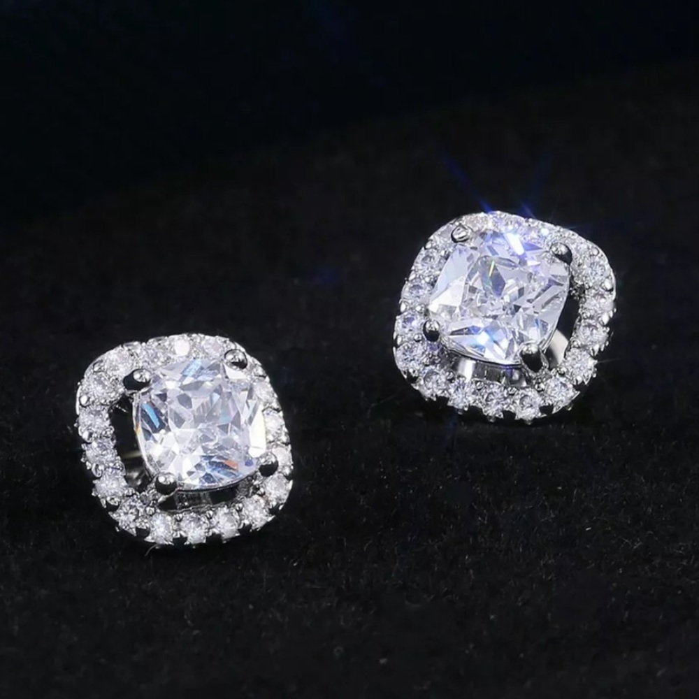 💫Silver Diamond Stud Earrings💫